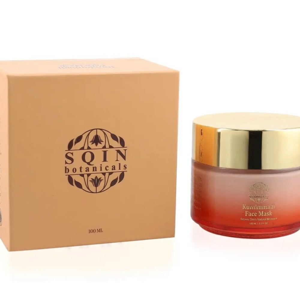 Kumkumadi Face Mask with Saffron & Lotus Extracts.